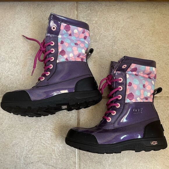 UGG Butte II patent Waterproof Winter Boots fur purple size 2 boot print glitter - Picture 5 of 8